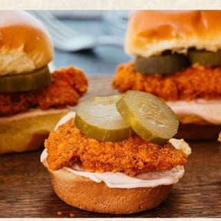 4 Mini Sliders & Fries ( Pickles & Bae's Sauce)