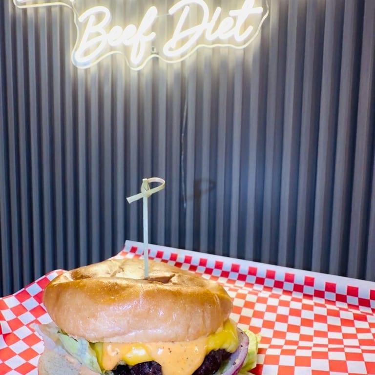 Deluxe Burger Experience